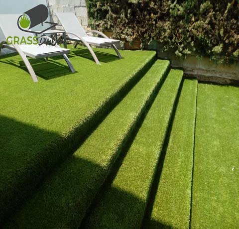 Artificial-Grass-Stair-Abu-Dhabi